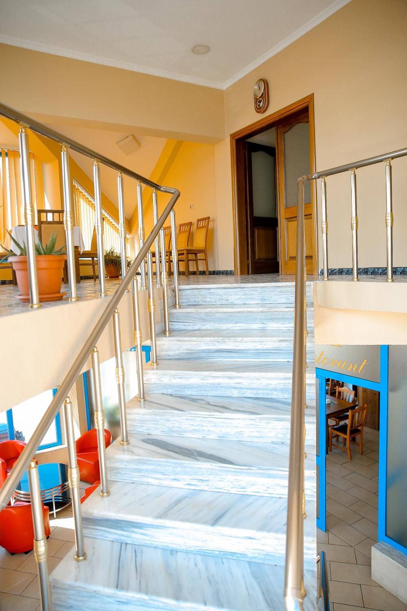 Hotel Ambasador Bahcallek Экстерьер фото